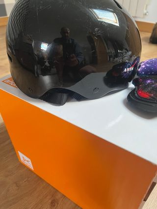 Casco skate snowboard...