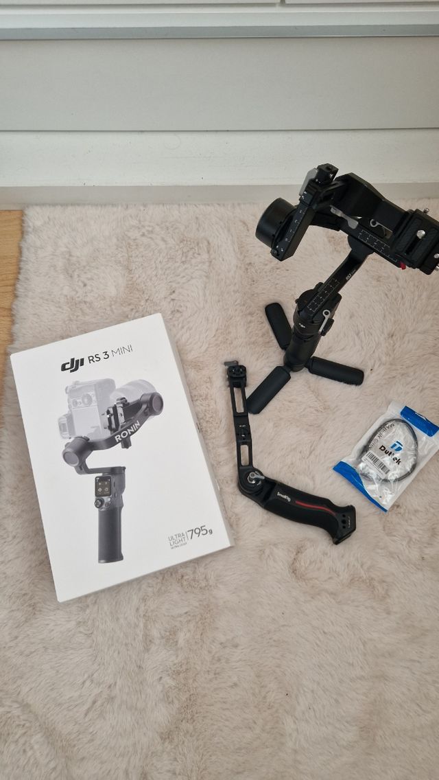 DJI RS 3 Mini + Empuñadura SMALLRIG