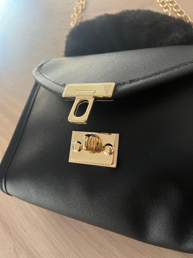 Bolso negro pequeño - bandolera