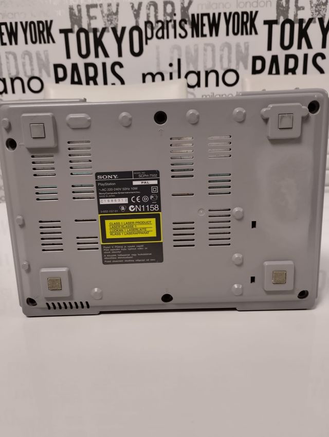 PS1 (PlayStation 1) Gris - Bichos