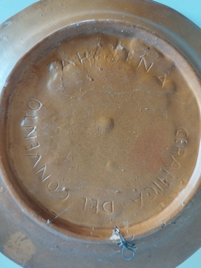 3 Platos pintados a mano