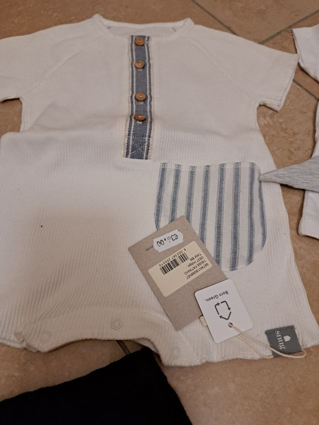 Abiti bimbo 6 mesi - 7 pezzi