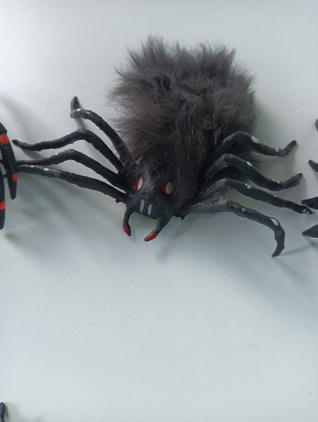 Brinquedo 6 Aranhas - Dia das Bruxas