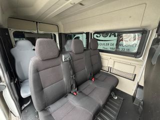 vehiculo adaptado para 9 plazas + silla de ruedas