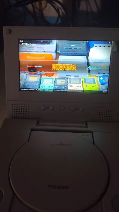 Raspberry Pi 4 PlayStation Mini Consola