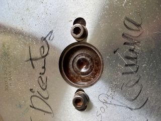 Pieza industrial para atornillar disco i acer diám