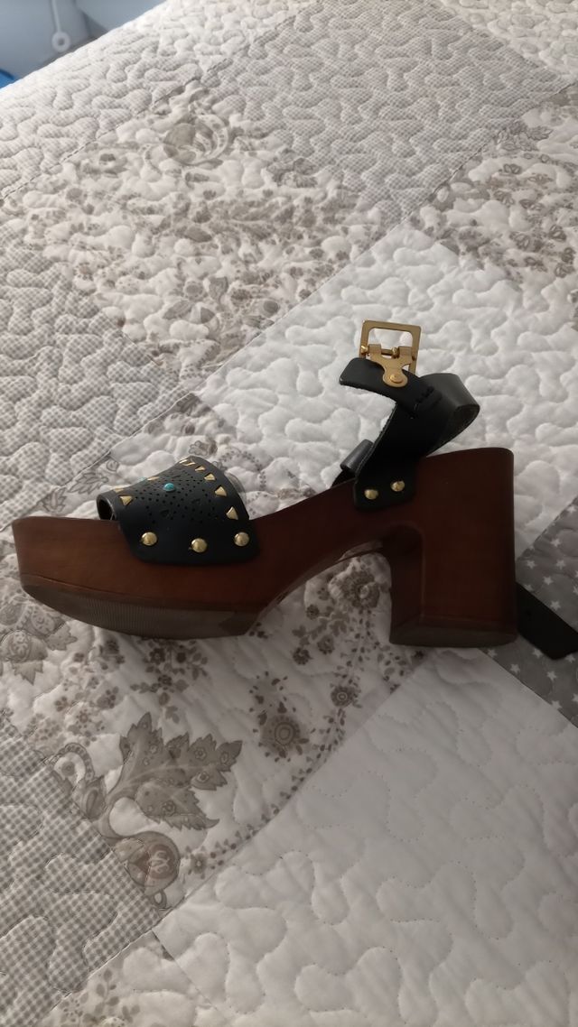 Sandalias tacón verano negras