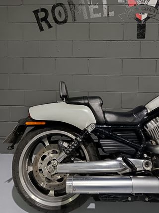 HARLEY DAVIDSON VROD MUSCLE
