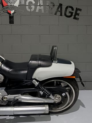 HARLEY DAVIDSON VROD MUSCLE