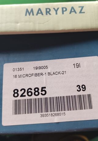 Zapatos tacón negro