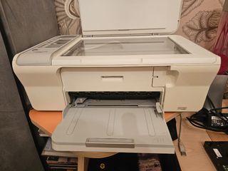 HP Deskjet F4280: Impresora multifunción
