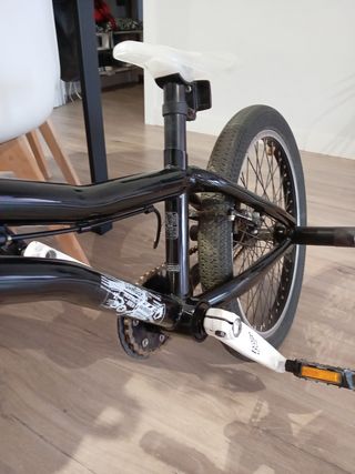 BMX Monty: Bicicleta usada