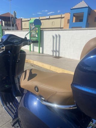 Scooter vespa primavera