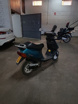 Ciclomotor Aprilia amico lx en muy buen estado