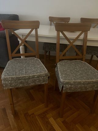 Mesa Ikea + 4 sillas