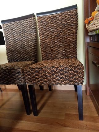 1 Silla sin estrenar, estable y resistente.