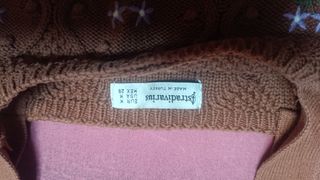 Top marrón de punto