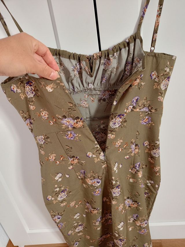 Vestido midi flores verde oliva