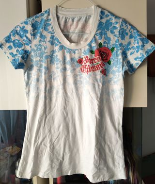 Blusa azul + camiseta blanca flores Vestidos,falda
