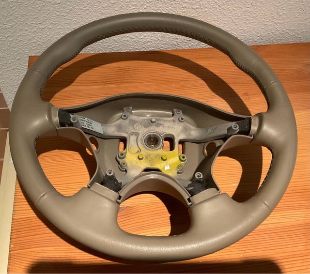 Volante Jaguar S-Type X200 (2000)