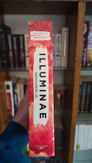 Illuminae (en español)