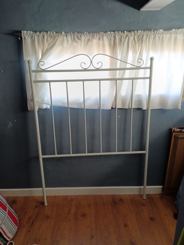 Cabecero blanco forja