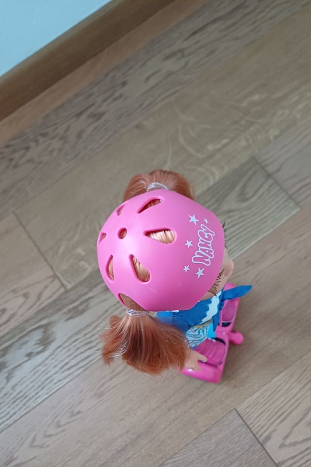 Nancy con hoverboard - Giocattolo