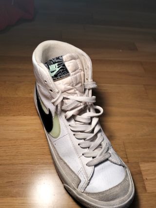 Nike Blazer Mid - Zapatillas altas blancas y negra