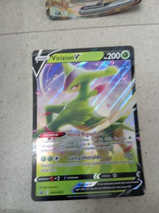 Carte Pokémon Gigantamax Pikachu VMAX & Electrode