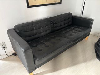Sofá piel negro IKEA 160cm