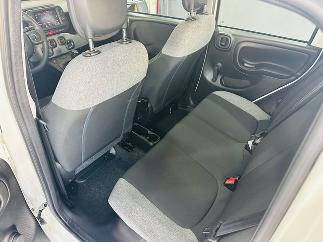 FIAT Panda CROSS HYBRID
