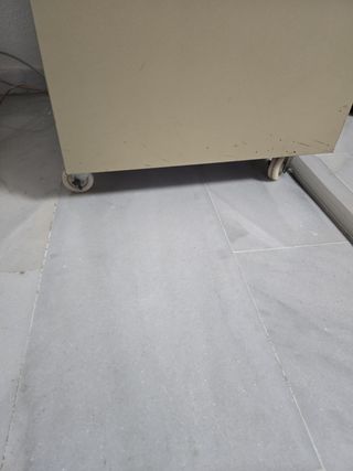 Mesita baja metálica - gris beige para impresora