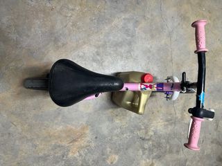 Bicicleta sin pedales niña