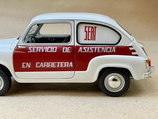 Seat 600 Servicio Asistencia Carretera 1/18