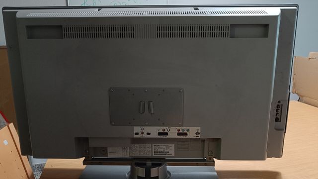 TV Philips 32" Plata