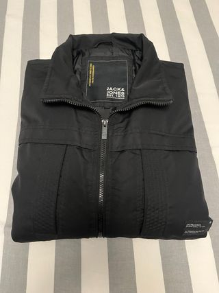 Cazadora Jack&Jones XL negra
