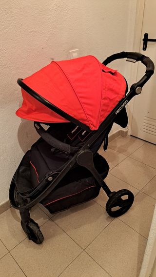 Carrito Bebé Recaro rojo