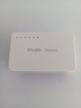 Switch Rede Ruijie Reyee 5 Portas 1GB RG-ES05G-L