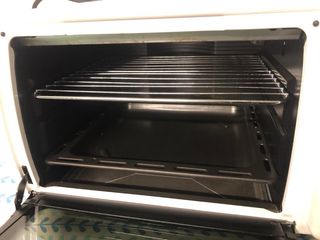 Horno DeLonghi - Mini horno blanco