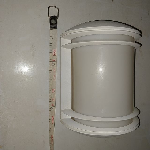 Aplique de pared blanco