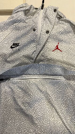 Jordan Cortavientos Talla L