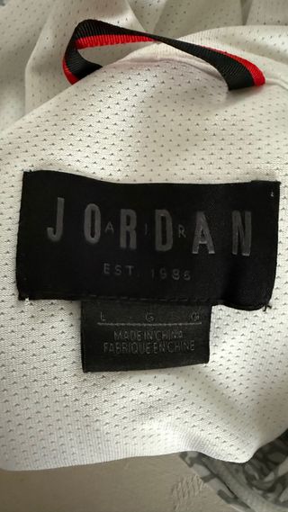 Jordan Cortavientos Talla L