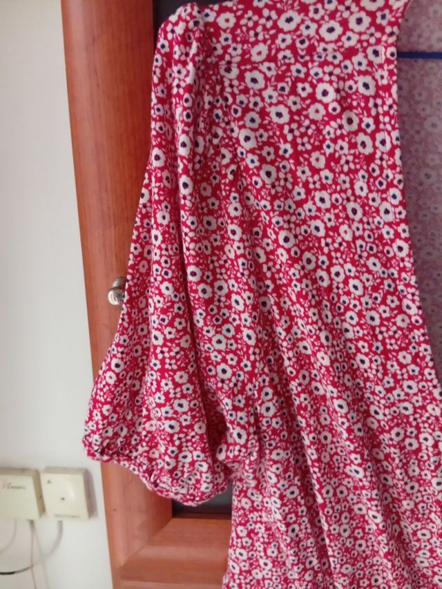 Vestido rojo con flores - verano