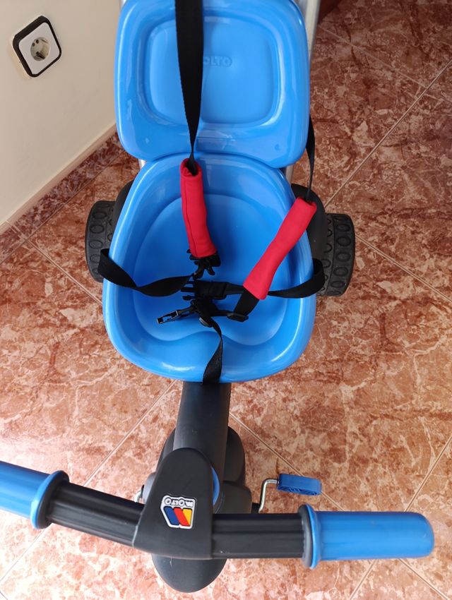 Triciclo evolutivo Molto con bolso incluido