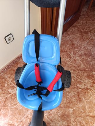 Triciclo evolutivo Molto con bolso incluido