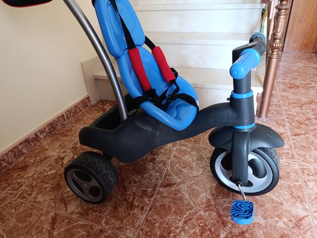 Triciclo evolutivo Molto con bolso incluido