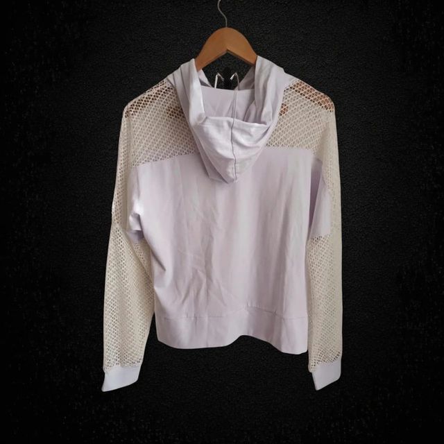 Sudadera casual con capucha