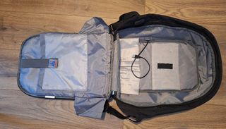 Mochila antirrobo CoolBell negra