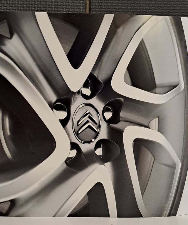 Catálogos Citroën C5 III