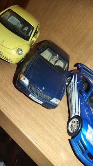 14 Coches Escala 1:24